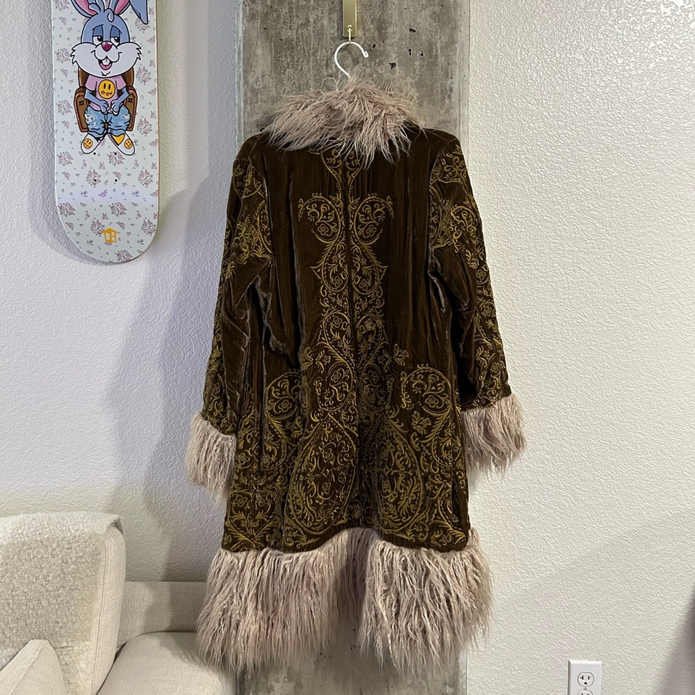 SOLD - Picture 3 of 4